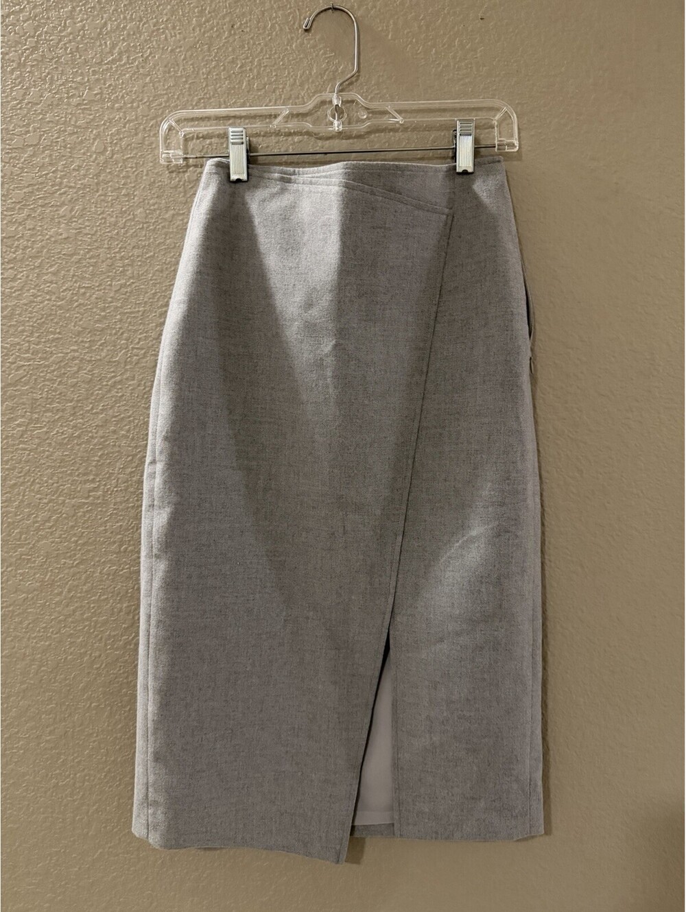 Babaton Aritzia Grey Pencil Skirt